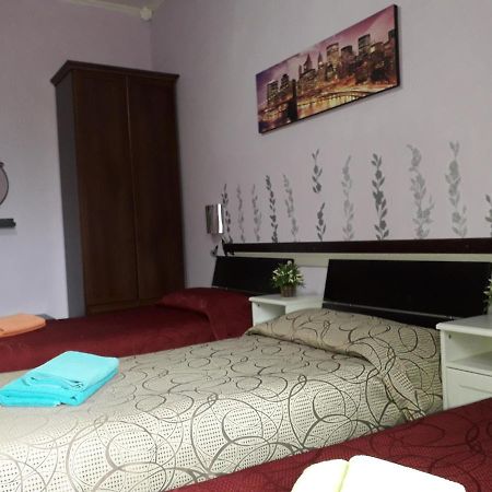 רומא Ostiense Guest House מראה חיצוני תמונה