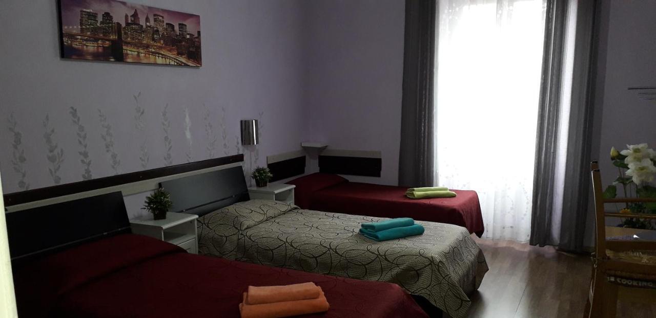 רומא Ostiense Guest House מראה חיצוני תמונה